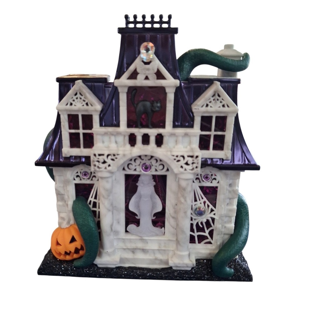 Bath & Body Works Halloween Projector Haunted House Wallflower Plug-in Fragrance